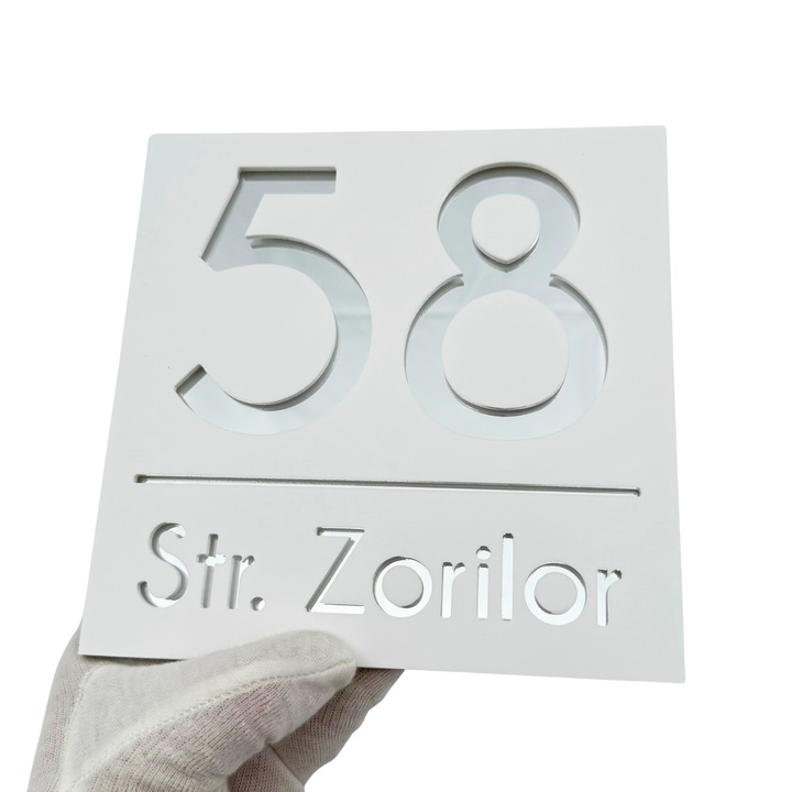 Placuta numar casa, Alb Satinat, Argintiu Oglinda, 17x17cm