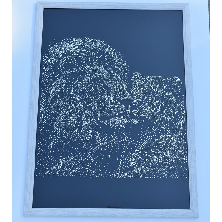 Tablou personalizat cu cristale clear Leu si leoaica, cu rama din MDF, 50X70 cm