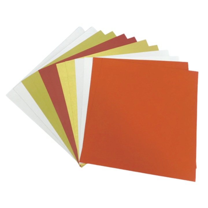 HLM35x33_03_10 méretű, kézműveskedéshez való papír- és kartonkészlet, 35x33 cm-es lapmérettel. 2 db fehér mikrohullámkartont és 2x5 db színes papírt tartalmaz.