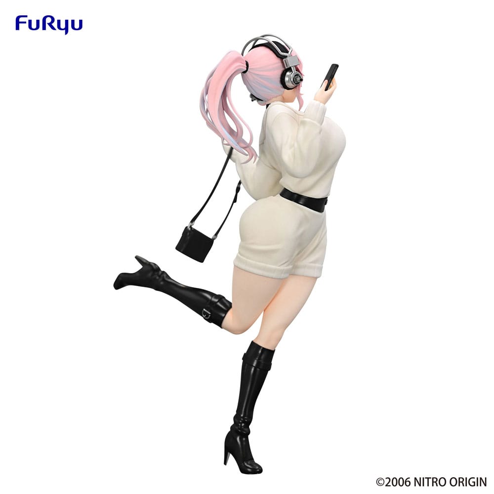Figurina Super Sonico Trio-Try-iT PVC Statue Winter Memory Ver. 21