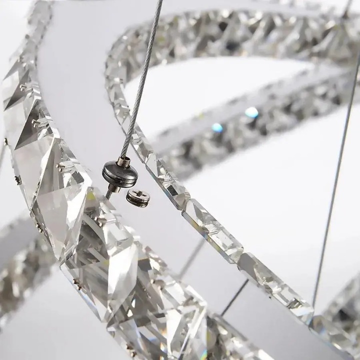 Lustra LED PRISM Luminis, Кристал и Метал, 210W, 4 Кръга, Димируема, Регулируема Височина, Студена/Топла/Неутрална Светлина, Луксозно Осветление