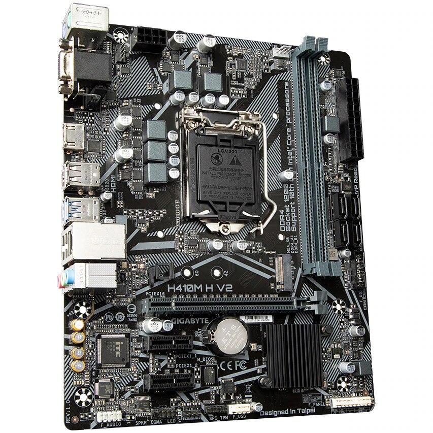 Sistem PC Gaming cu procesor Intel® Core™ i7-10700 2.9 GHz 16M