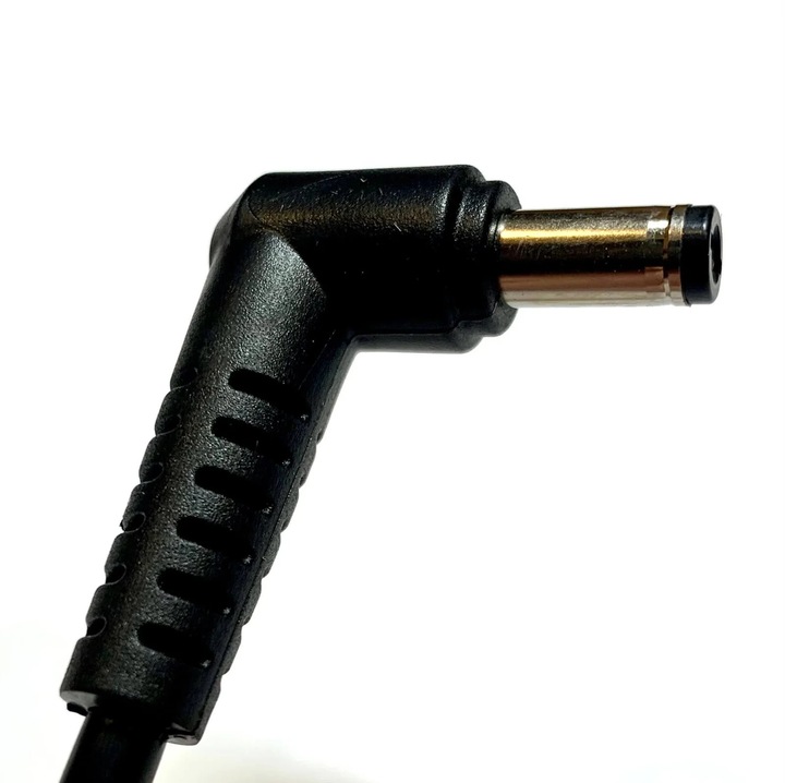 Incarcator rapid 19V 6.32A 120W pentru laptopuri Asus, Toshiba, Lenovo, cablu priza, 5.5x2.5cm