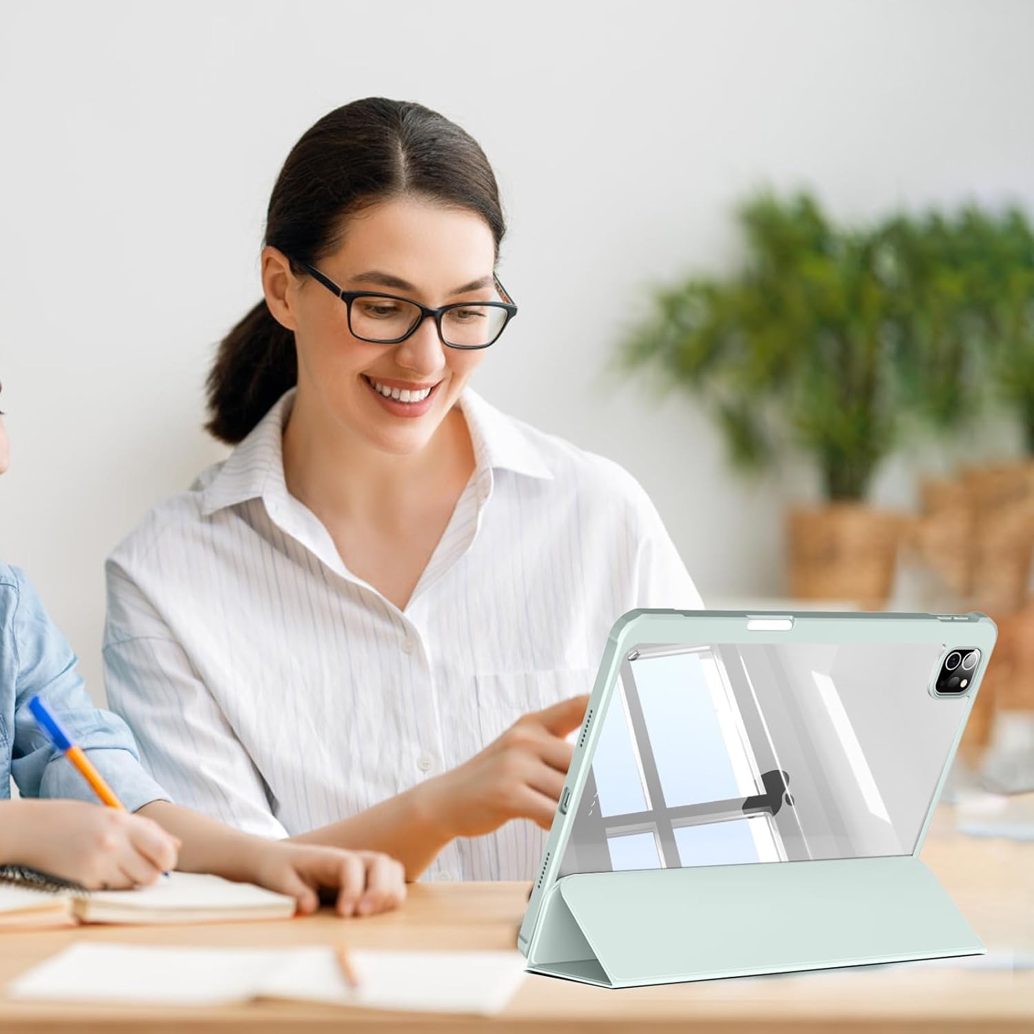 Husă tabletă BQDIYOO pentru iPad Air 11", verde deschis, suport pentru creion, auto sleep/wake
