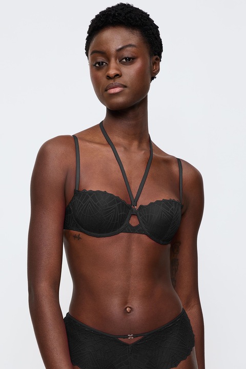 Triumph, Халтер сутиен тип балконет, Черен