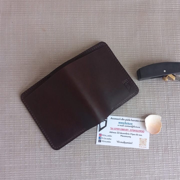 Portofel id nou din piele, maro