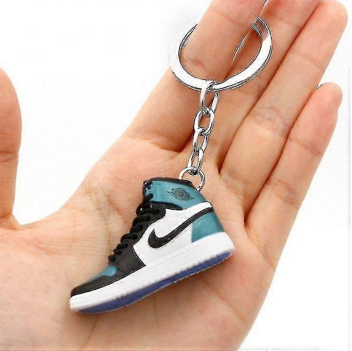 3Dsneaker kulcstartó, mini kosárlabdacipő, PVC, 5x2x2cm, 2 darabos szett