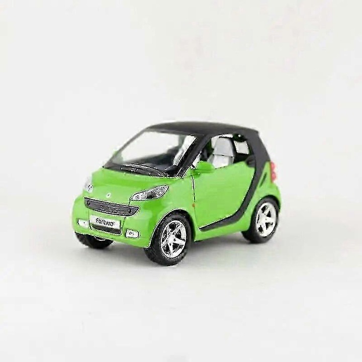 Öntött autó 1:32, Fortwo, zöld, nyitott ajtókkal, hanggal, oktatókészlettel