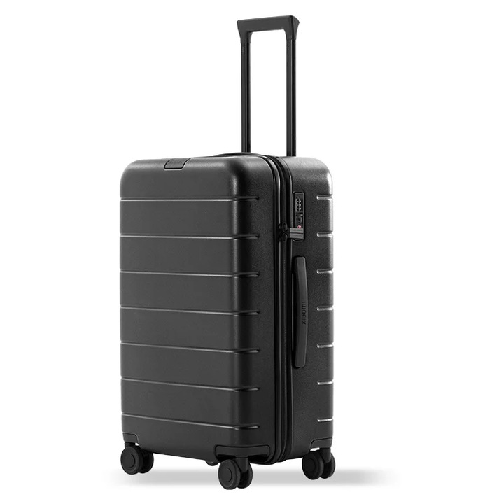 Xiaomi Luggage Classic Pro куфар, 28", 104 л, черна