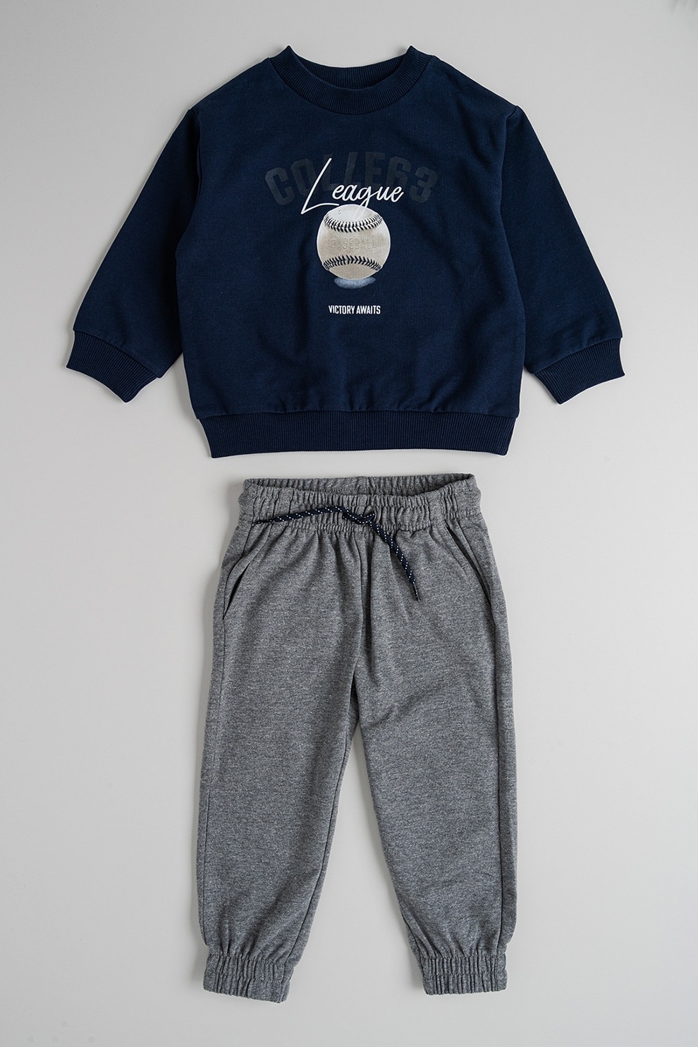 Mayoral, Set de bluza de trening si pantaloni cu imprimeu - 2 piese, Gri melange, Bleumarin, 128 CM