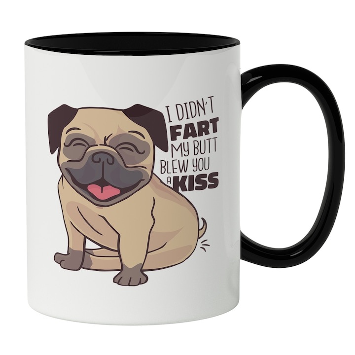 Персонализирана бяла чаша, Щастливо куче мопс, На английски език Не пръднах дупето си, изпратих ти целувка, Домашен любимец, Любители на пухкави животни, Черна дръжка, INOVATIX®. 330 мл