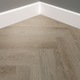 Parchet vinil ML-Design din PVC, sistem click pentru instalare simpla fara adeziv, 6,24 m², 80 placi pardoseala, 61x12,8 cm, grosime 4,2 mm, stejar inchis maro, aspect lemn, antiderapant, rezistent la apa si zgarieturi, clasa trafic 34