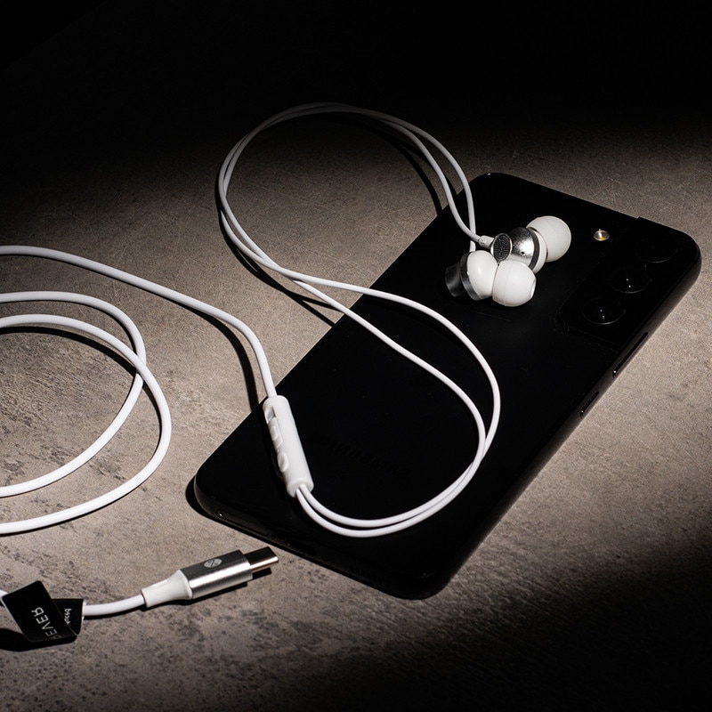 Casti in ear, cu fir, USB Type C, cu microfon si control volum, cablu 1.2m, alb