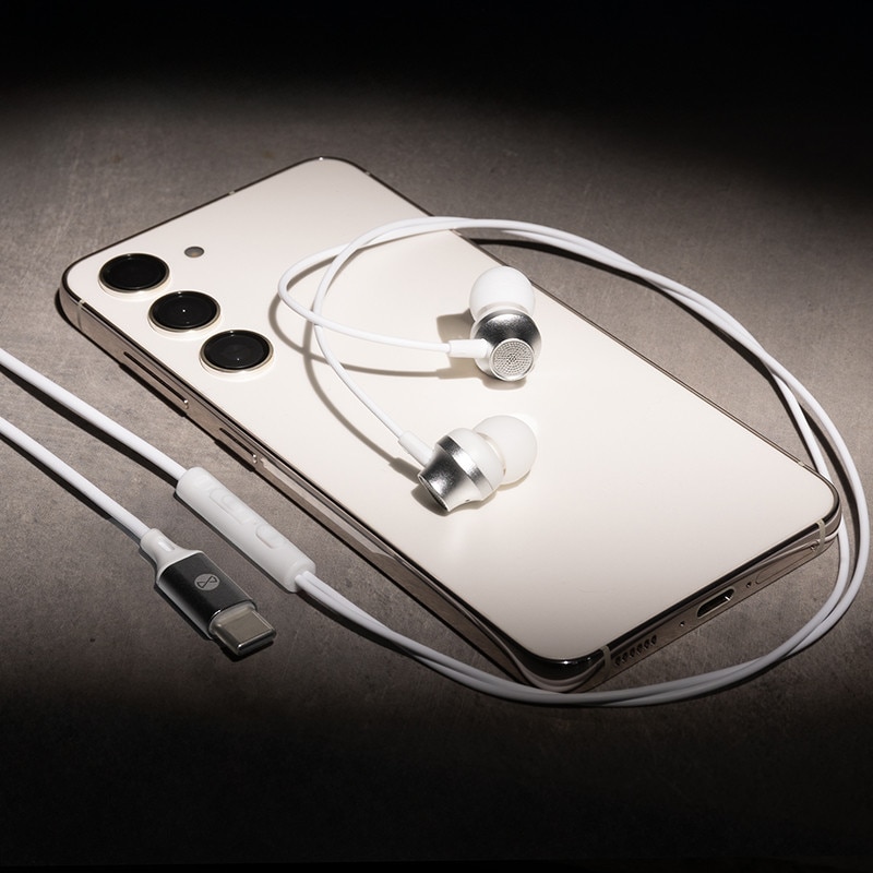 Casti in ear, cu fir, USB Type C, cu microfon si control volum, cablu 1.2m, alb