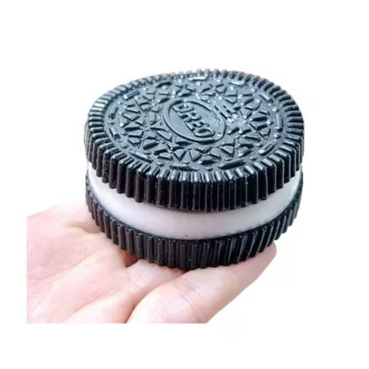 Oreo stresszoldó játék, lassan visszapattanó modell, többszínű