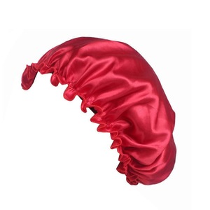 Дамски шапки