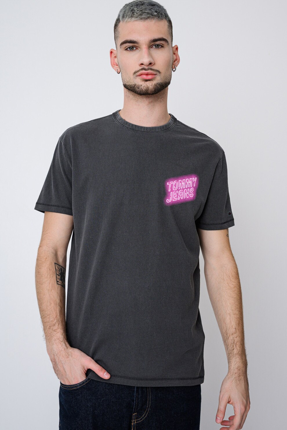 Tommy Jeans, Tricou regular fit de bumbac cu decolteu la baza gatului, Gri, M