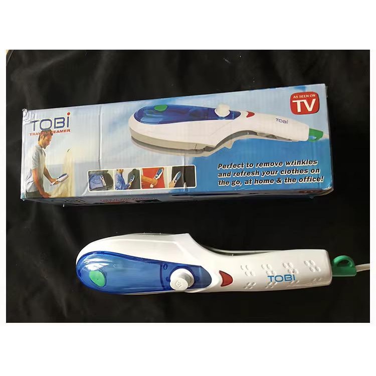 Aparat de calcat vertical cu aburi si perie pentru curatat, 800W