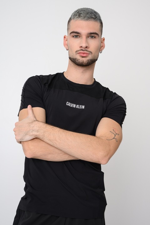 Calvin Klein, Tricou cu decolteu la baza gatului pentru fitness, Negru
