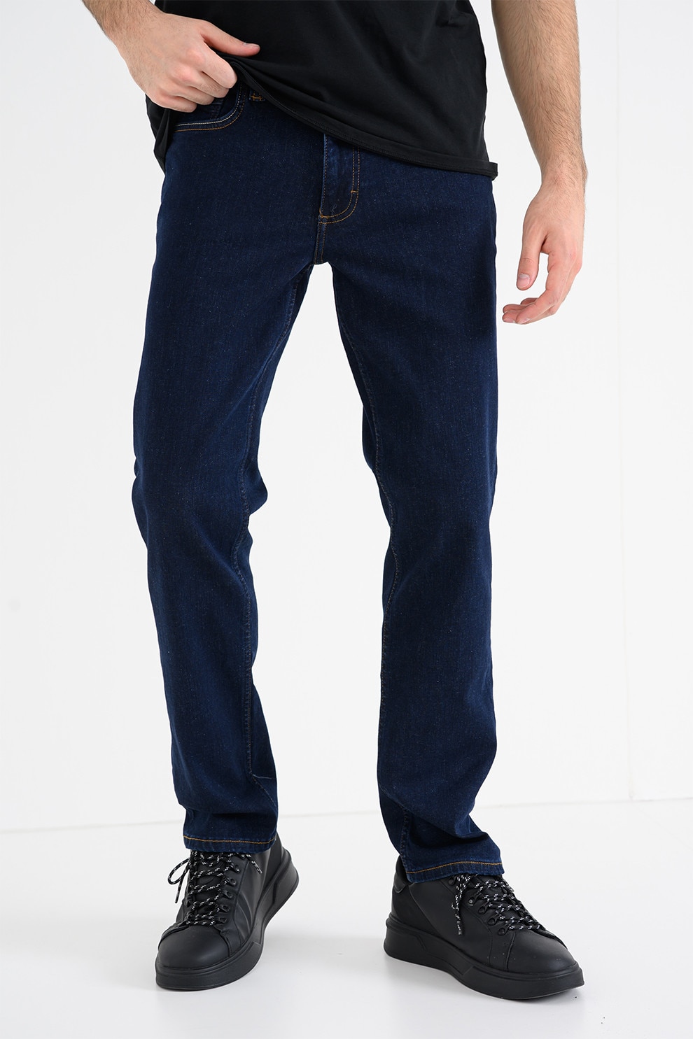 Mustang, Blugi cu talie medie Washigton, Bleumarin, W36-L32