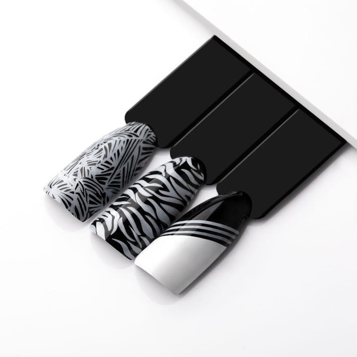 Oja pentru stampilare Molly Nails Pro alb 10ml, pigmentare intensa, precizie in aplicare
