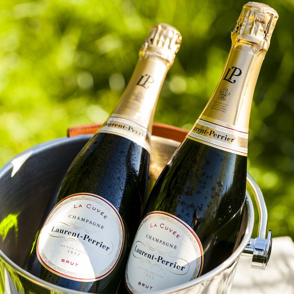 Sampanie Laurent Perrier La Cuvée Brut + Cutie 0.75L - eMAG.ro