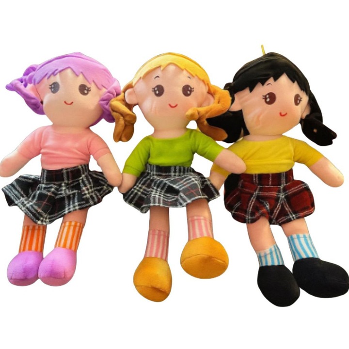 Мека кукла, Парцалена, Говореща на Български език, Развива емоционалната интелигентност, Размер: 50 сантиметра, Цвят: Според наличностите