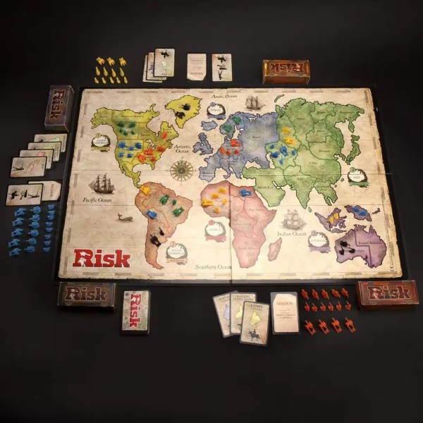 Joc de societate, Classic Risk Edition, Hasbro Games, 2-5 jucatori ...