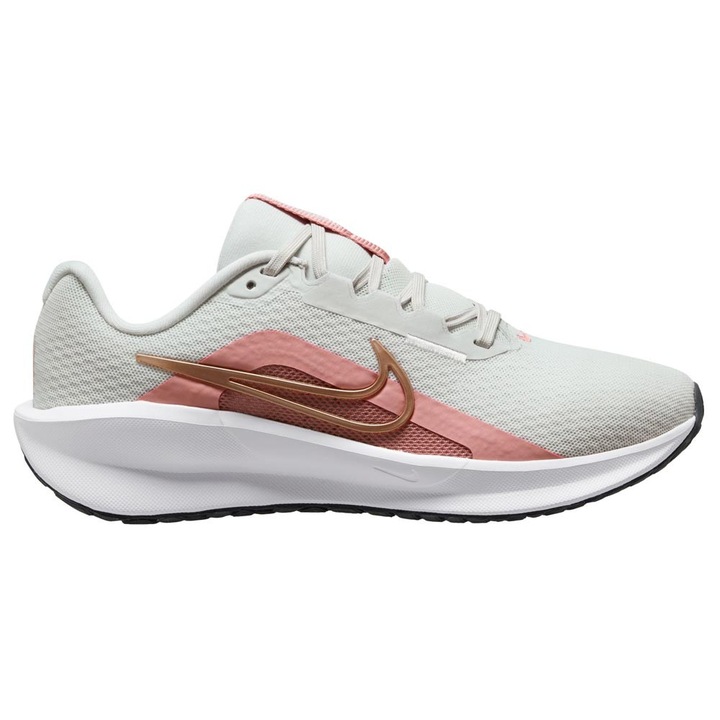 Pantofi sport pentru dama Nike Downshifter 13, gri, plasa, amortizare si durabilitate superioara, 38.5 EU