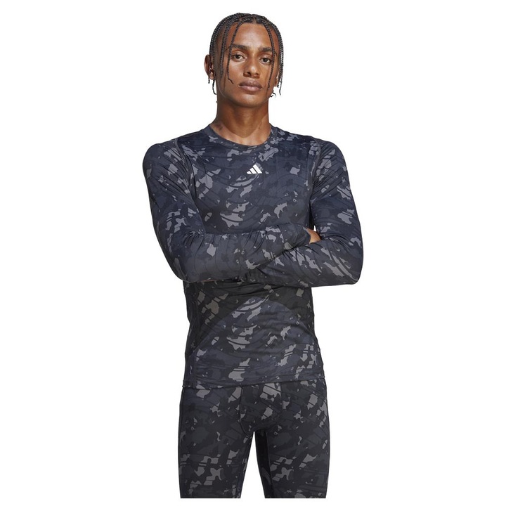 Bluza Adidas, camuflaj, material poliester, maneca lunga, croiala slim