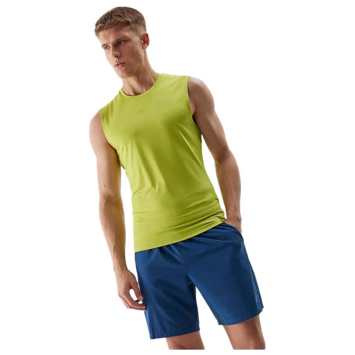 Maiou sport barbati 4F, croiala regulata, decolteu rotund, verde, poliester si elastan.