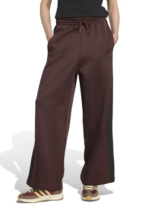 adidas Sportswear, Pantaloni de trening cu croiala ampla Stadium, Maro