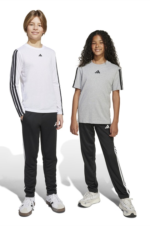 adidas Sportswear, Normál fazonú szabadidőnadrág oldalzsebekkel, Fekete