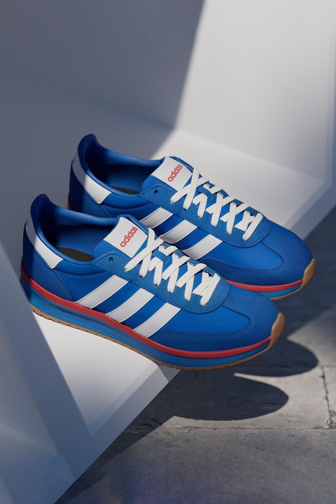 adidas Sportswear, Спортни обувки Run 70s с велур, Кралско Синьо/Бял