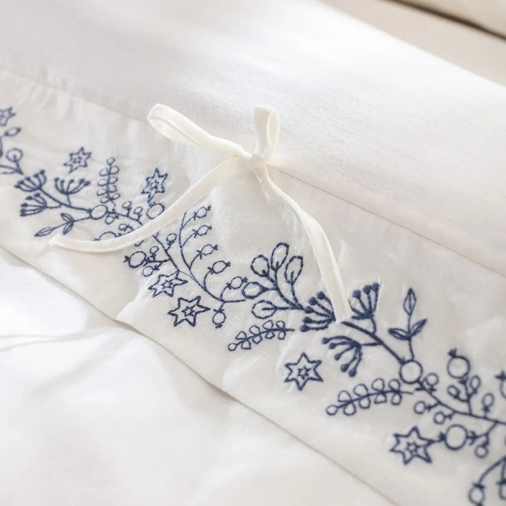 Ágyneműgarnitúra King Size, Madame Coco, 100% pamut, ekrü/sötétkék, 240x220cm, 260x280cm, 50x70cm