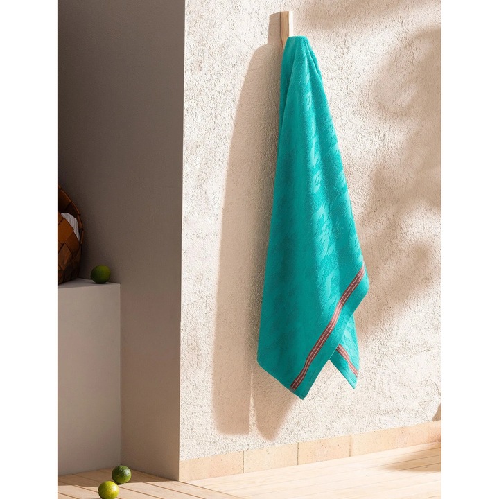 Плажна кърпа, Madame Coco, Niels, 100% памук, цвят фуксия, 300 гр/м²