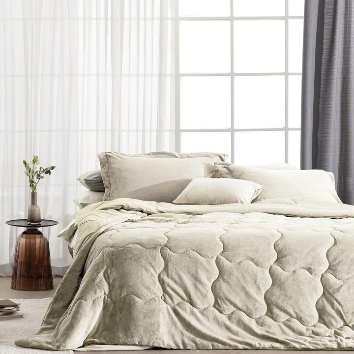 Set cuvertura pat King Size Madame Coco Kaira bej 215x235cm