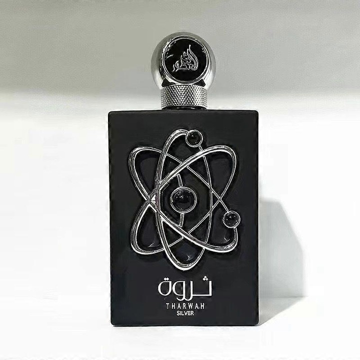 Tharwah unisex parfüm 100ml, virágos jegyek, fekete szín