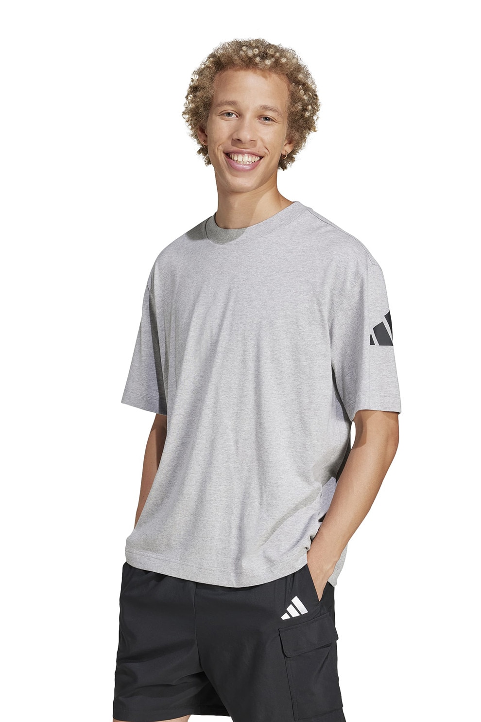 adidas Sportswear, Tricou cu decolteu la baza gatului si detaliu cu logo pe maneci, Negru, Gri, XL