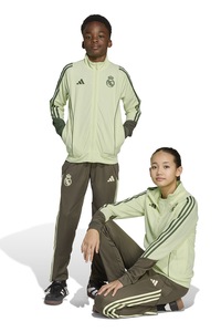 Детски спортни екипи