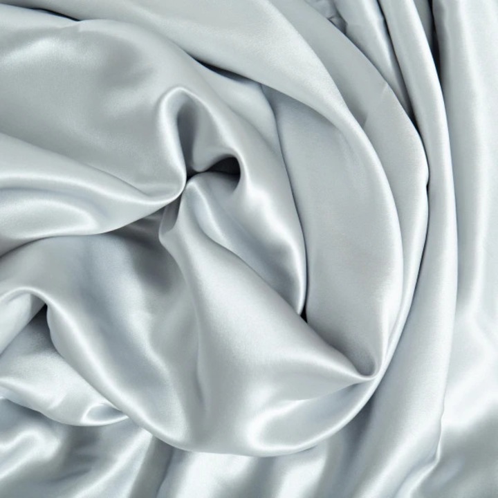 Копринен чаршаф Butterfly, 100% естествена черничева коприна, 22 mm, Клас 6А, 280x300 см, Сребърна мъгла