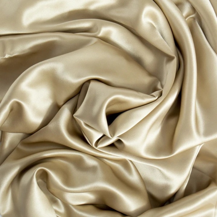 Копринен чаршаф Butterfly, 100% естествена черничева коприна, 22 mm, Клас 6А, 240x280 см, Златно съкровище