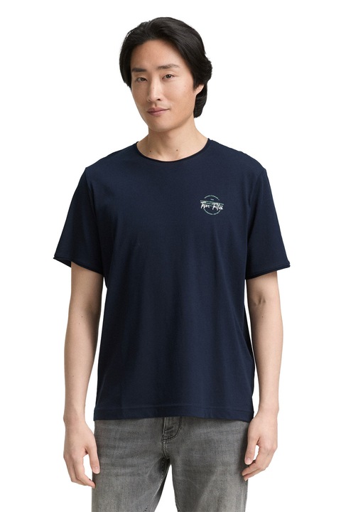 TOM TAILOR, Tricou de bumbac cu imprimeu logo discret pe piept, Albastru ultramarin/Alb murdar